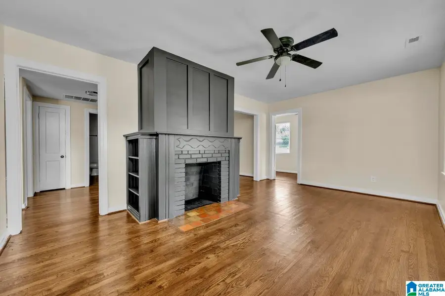 741 CENTER PLACE, Birmingham, AL 35211 - Image #3