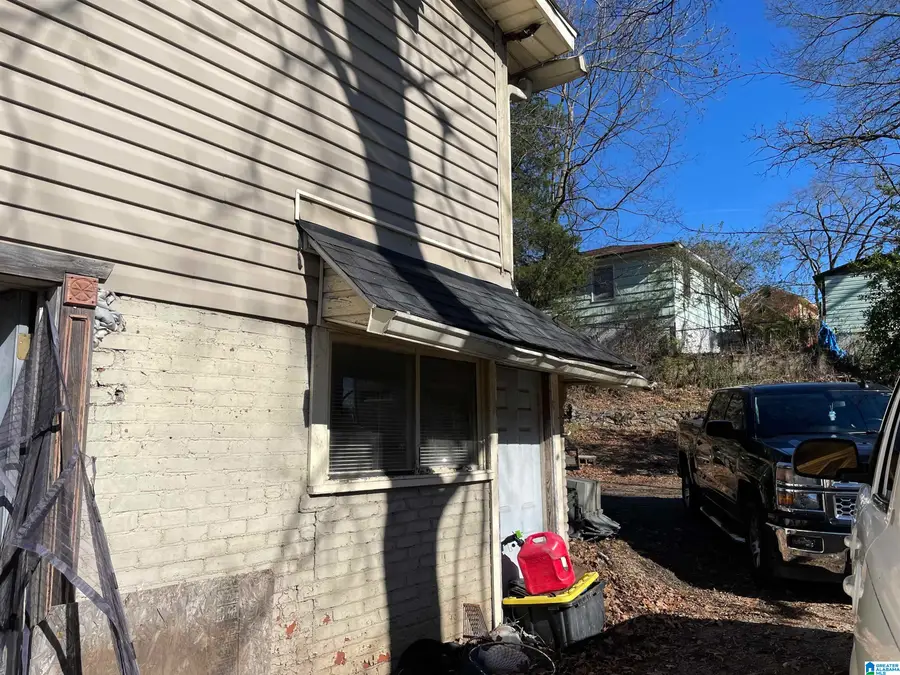 2901 AVENUE U, Birmingham, AL 35208 - Image #2
