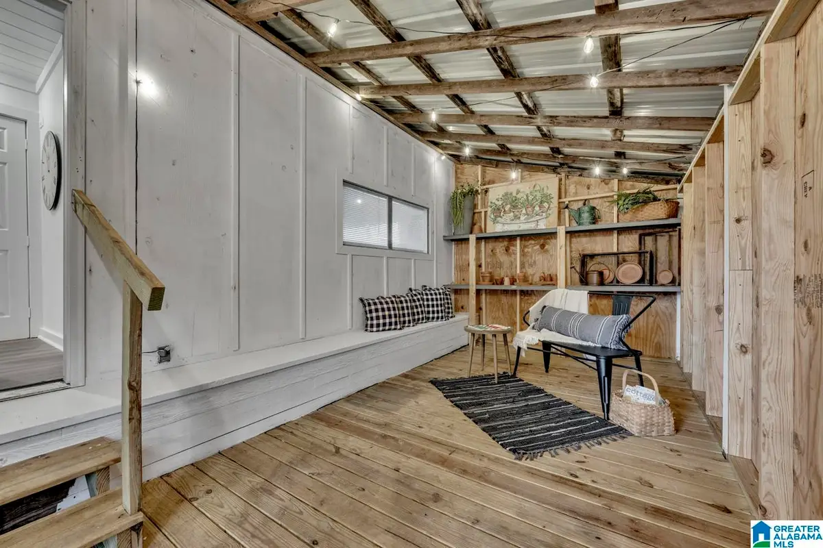 305 ESTES CIRCLE, Oneonta, AL 35121 - Image #1