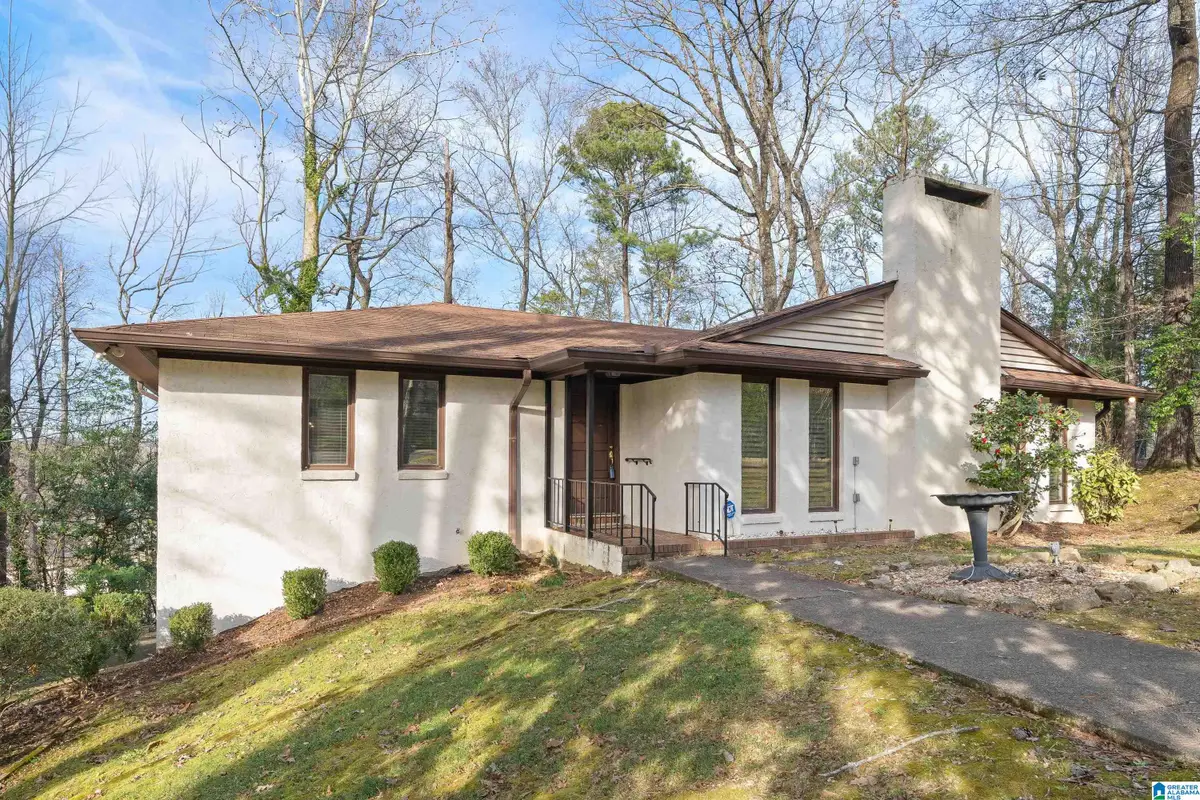 2724 MOUNT ROYAL CIRCLE, Mountain Brook, AL 35216 - Image #1