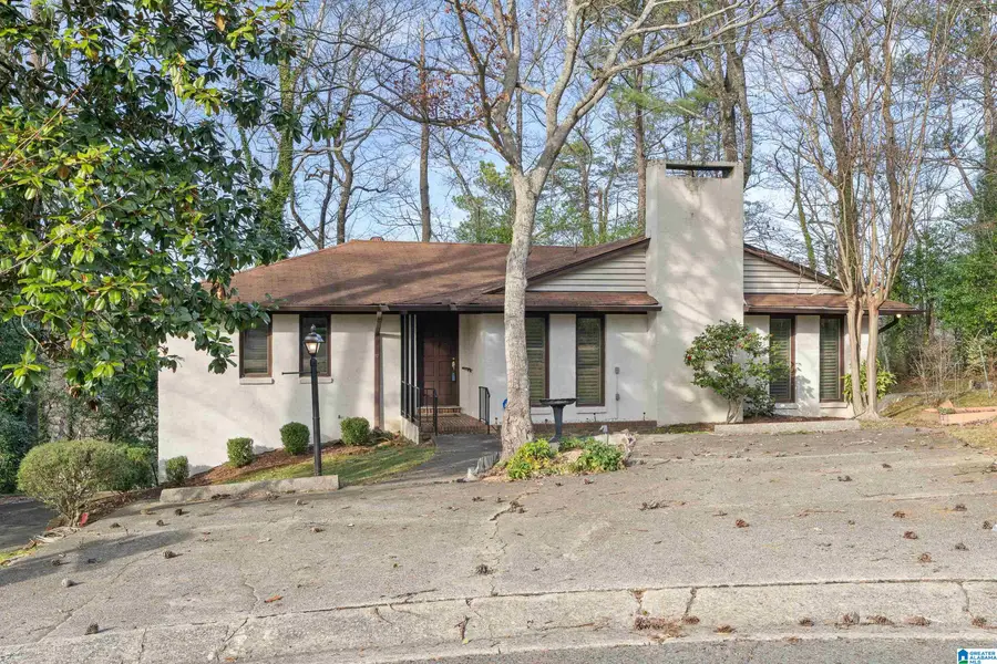 2724 MOUNT ROYAL CIRCLE, Mountain Brook, AL 35216 - Image #3