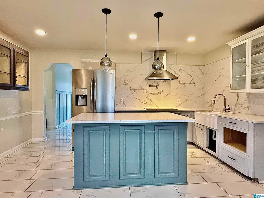 8425 LANEWOOD CIRCLE, Leeds, AL 35094 - Image #3