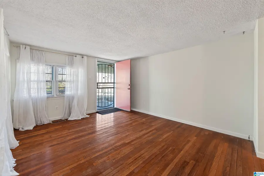 221 9TH STREET, Pleasant Grove, AL 35127 - Image #2