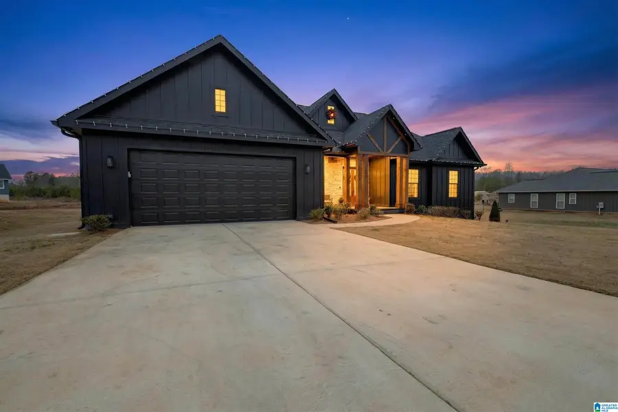 552 WATERFORD WAY, Jacksonville, AL 36265 - Image #2