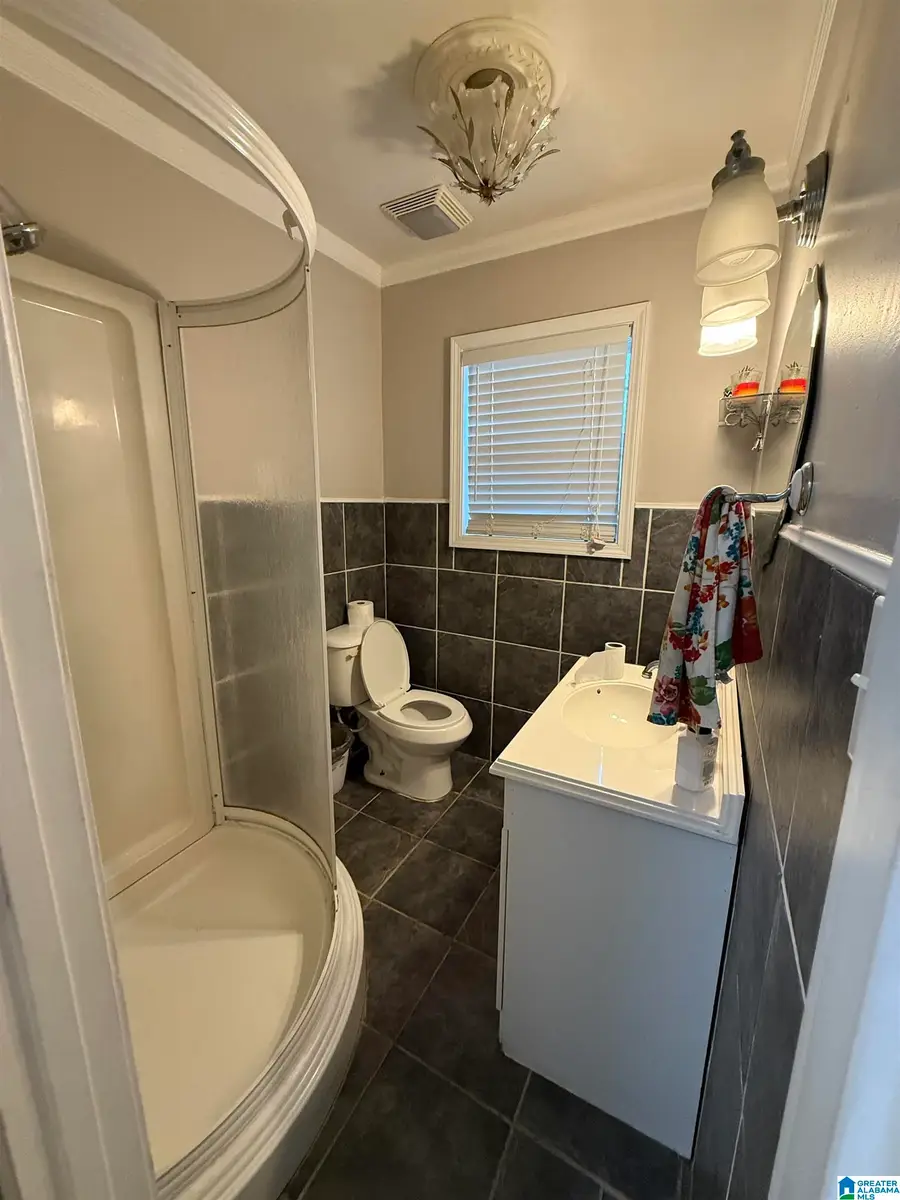 1104 3RD AVENUE S, Clanton, AL 35045 - Image #2