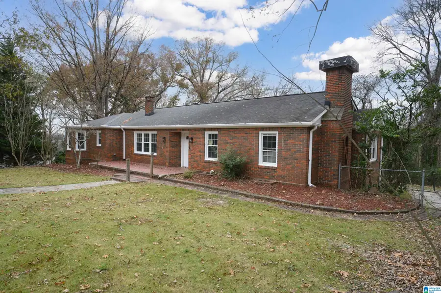 615 RIDGE TOP CIRCLE, Birmingham, AL 35206 - Image #2