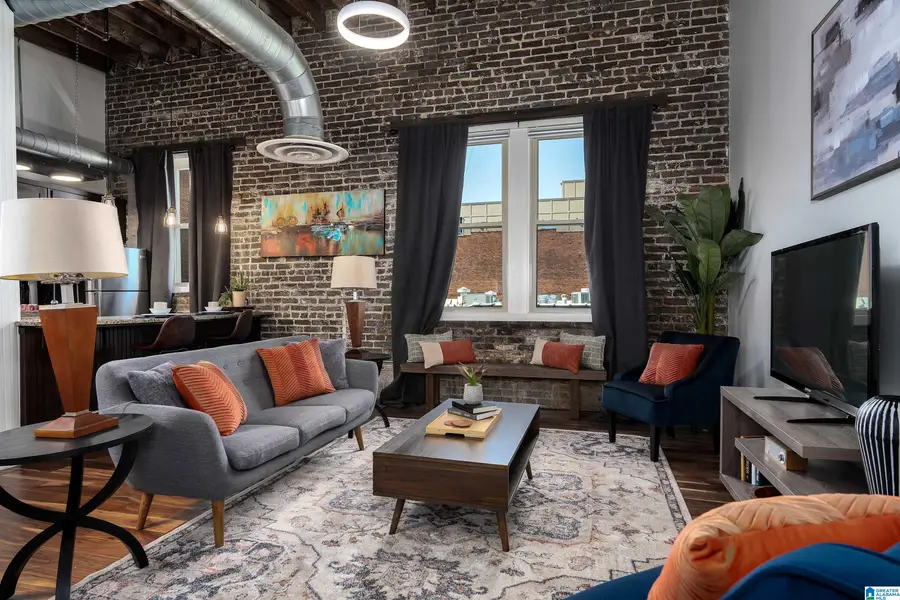 2217 2ND AVENUE N, Birmingham, AL 35203 - Image #2