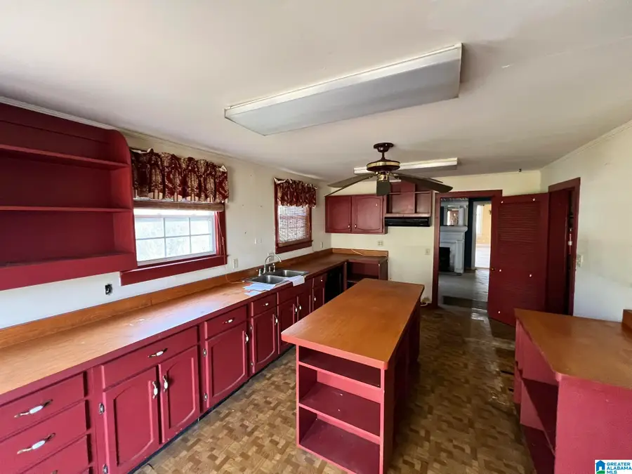 104 OLD HIGHWAY 25 E, Columbiana, AL 35051 - Image #3