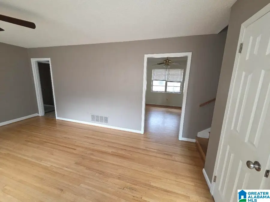 620 CAMBRIDGE ROAD, Hueytown, AL 35023 - Image #2