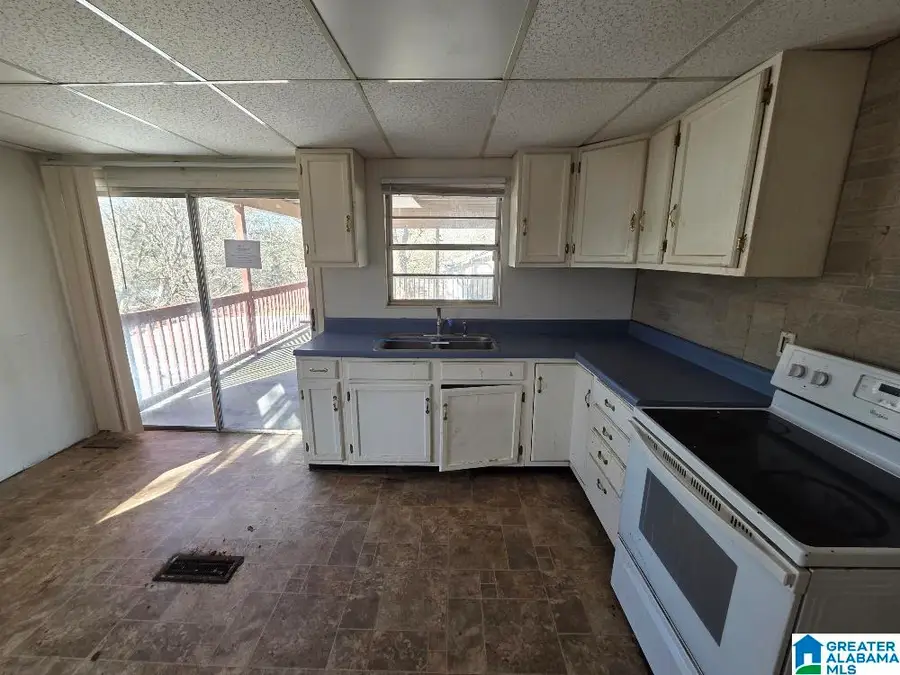 804 DELTA STREET, Bessemer, AL 35020 - Image #3