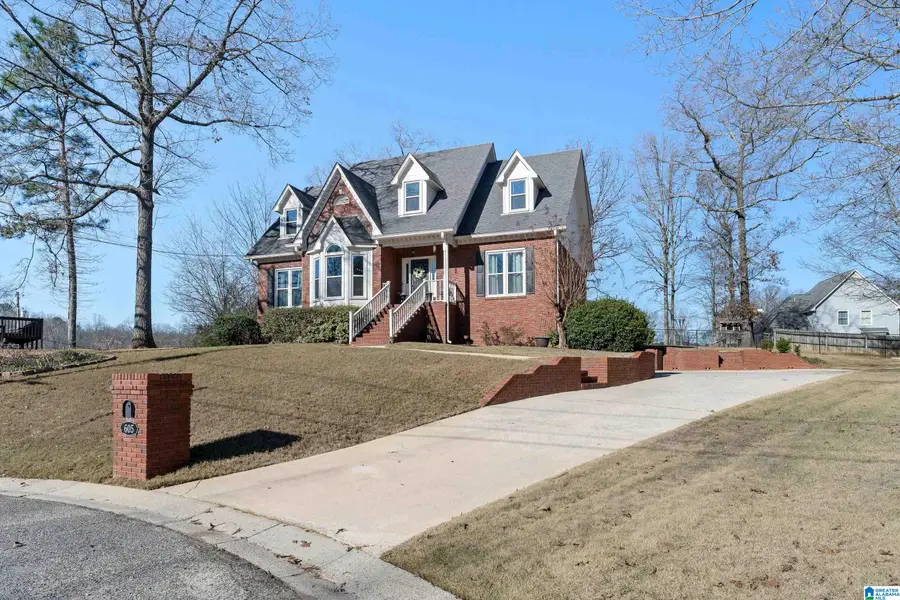 605 SOUTHDALE LANE, Hoover, AL 35244 - Image #2