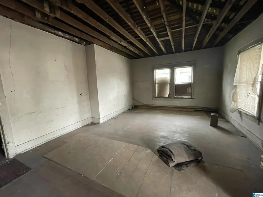 3123 AVENUE C, Birmingham, AL 35218 - Image #3