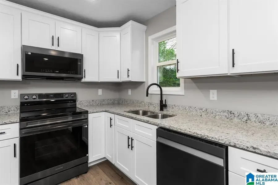 807 2ND AVENUE NE, Jacksonville, AL 36265 - Image #2