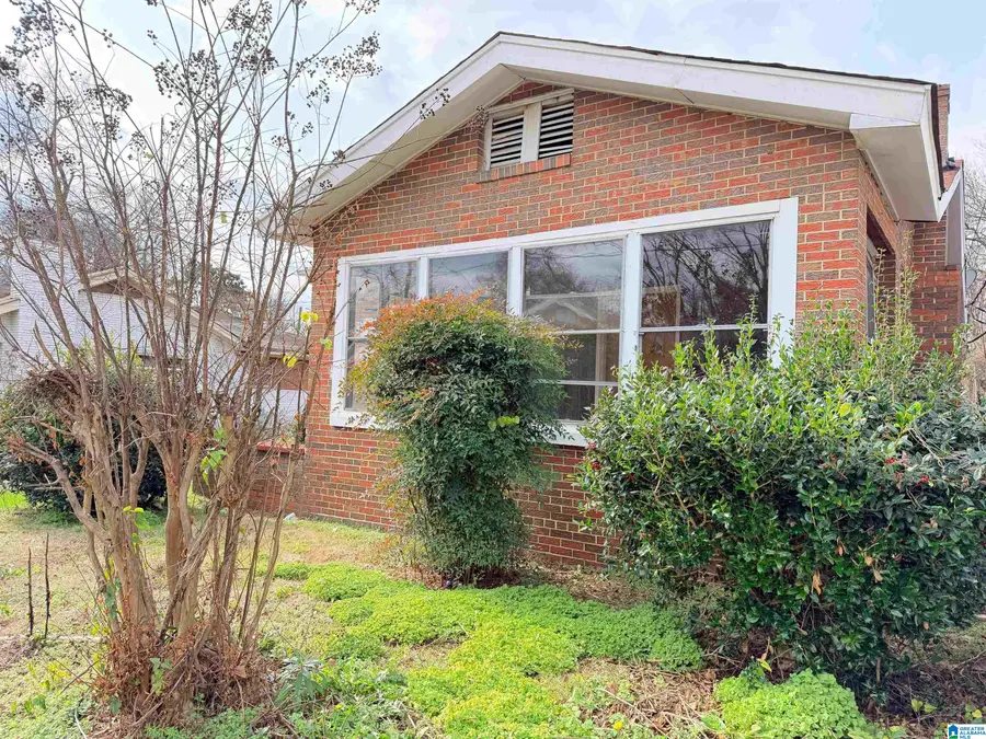 914 18TH WAY, Birmingham, AL 35211 - Image #2