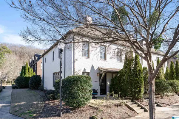 401 BARRISTERS COURT, Birmingham, AL 35242