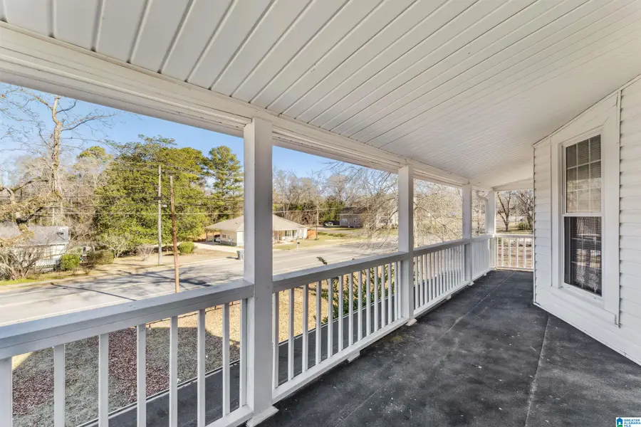 1864 WALNUT STREET, Centreville, AL 35042 - Image #2