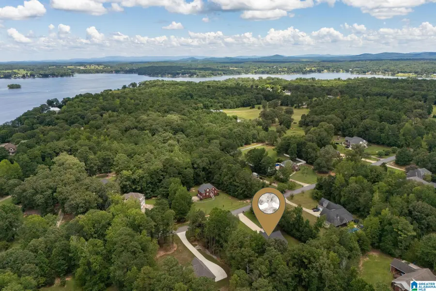 433 EAGLE POINTE DRIVE, Pell City, AL 35128 - Image #2