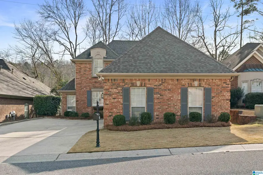 7040 INVERNESS GREEN LANE, Hoover, AL 35242 - Image #2