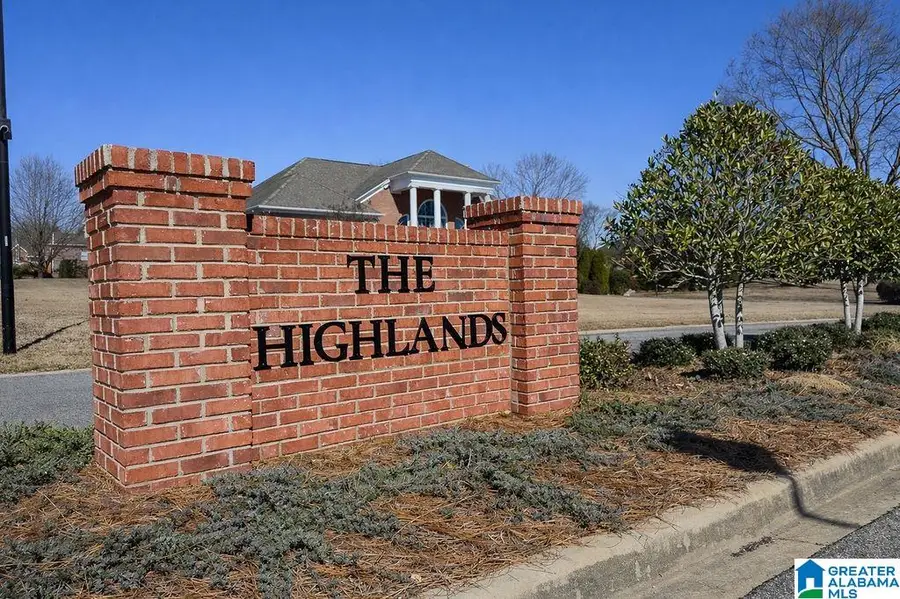 8425 STRATFORD DRIVE, Morris, AL 35116 - Image #2