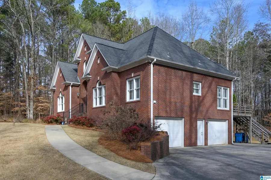 100 HACKBERRY CIRCLE, Chelsea, AL 35043 - Image #2