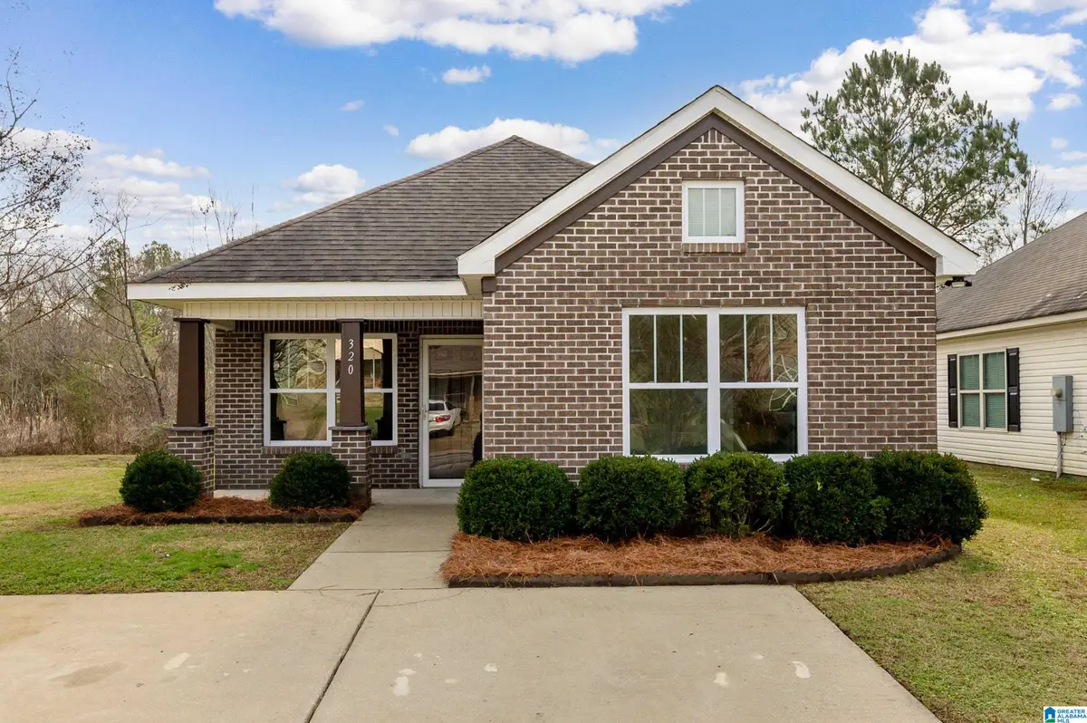 320 CREEK RUN CIRCLE, Calera, AL 35040 - Image #1