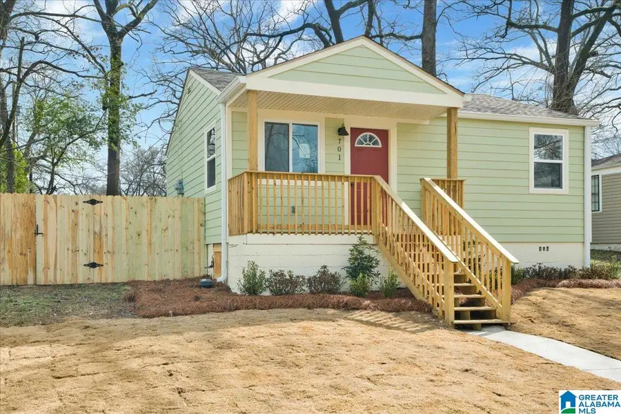 701 SEMINOLE CIRCLE, Fairfield, AL 35064 - #2