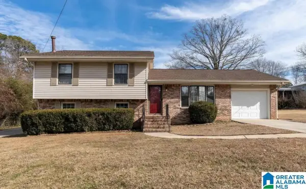 105 LADYWOOD LANE, Bessemer, AL 35022