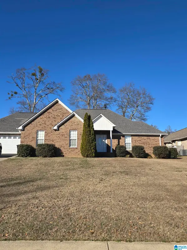 2027 MAPLEWOOD LANE, Clanton, AL 35045