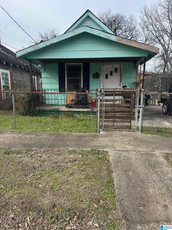 12 S CHRISTINE AVENUE, Anniston, AL 36207