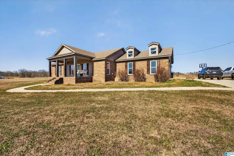 137 COUNTY ROAD 5017, Clanton, AL 35045 - Image #2