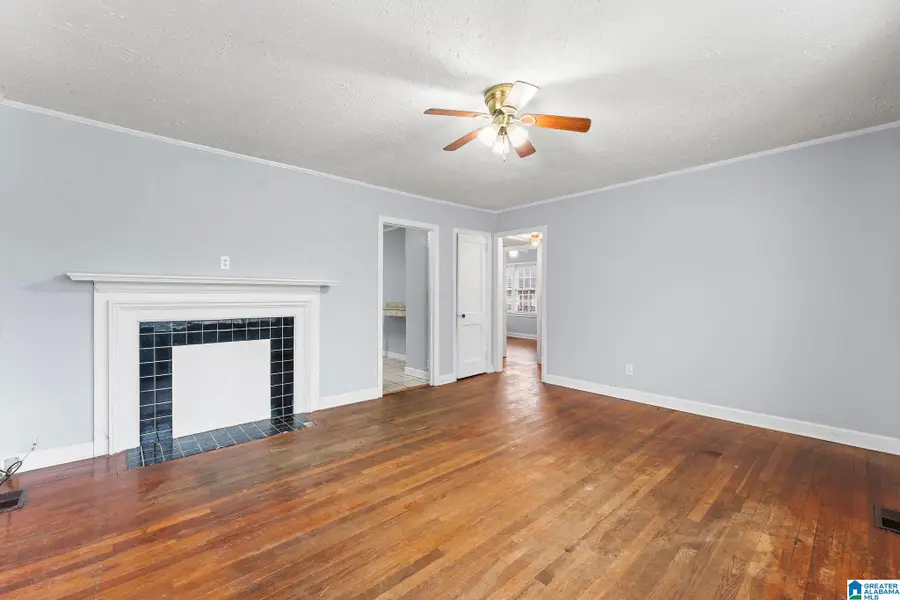 94 ORANGE STREET, Tuscaloosa, AL 35401 - #3