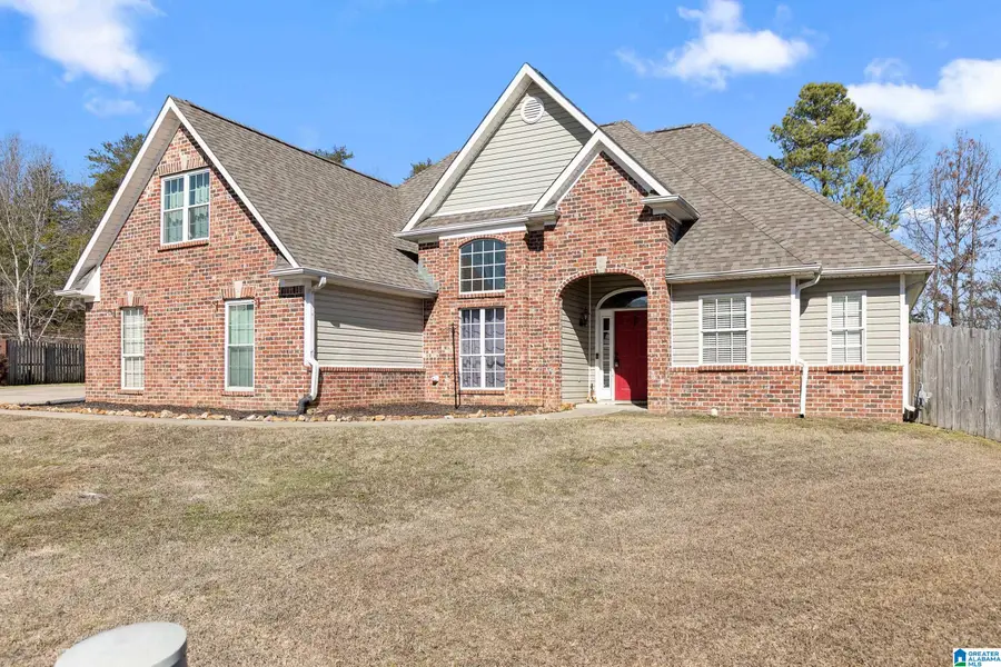 638 CAMDEN COVE LANE, Calera, AL 35040 - #2