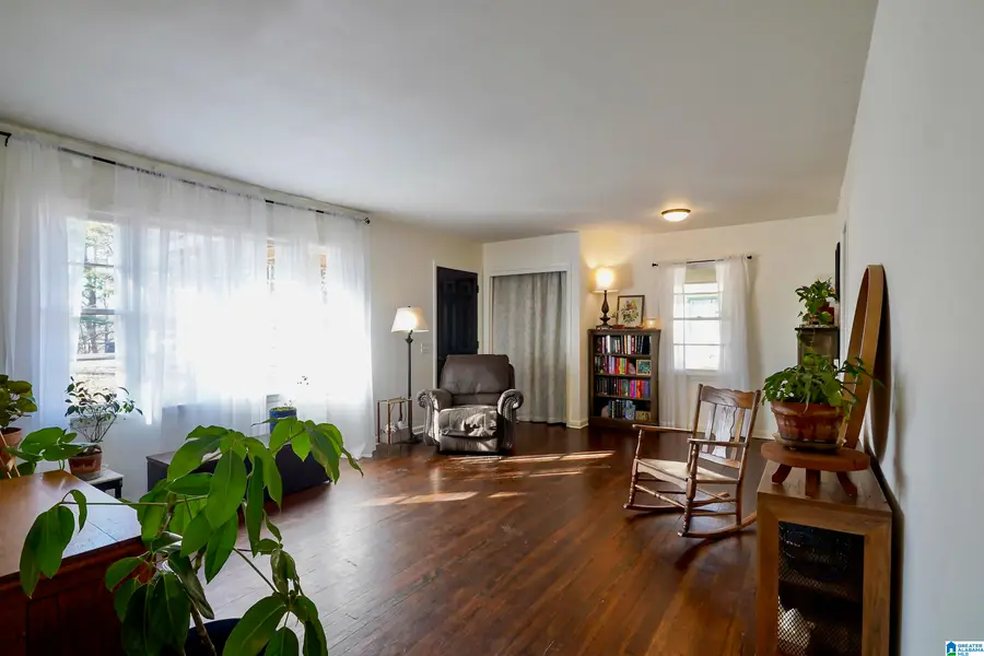 837 WALNUT STREET, Bessemer, AL 35020 - #3
