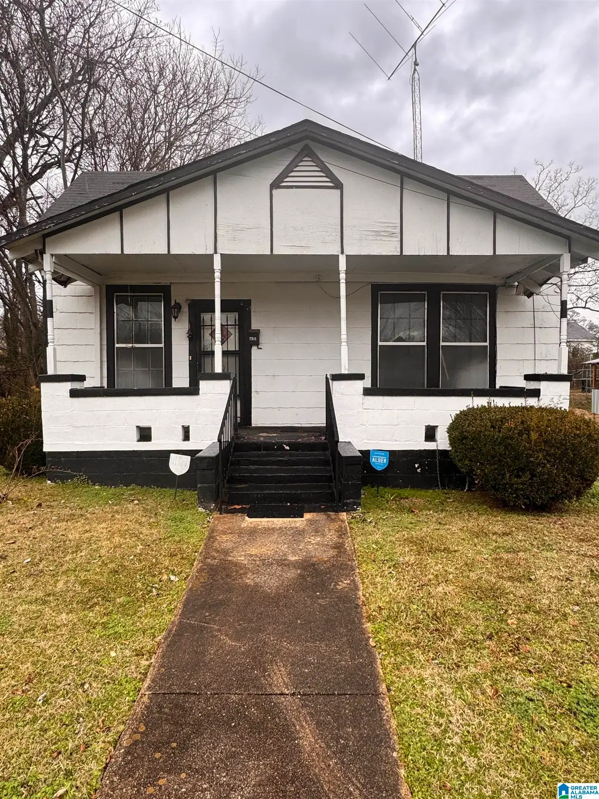 709 W 17TH STREET, Anniston, AL 36201 - #1