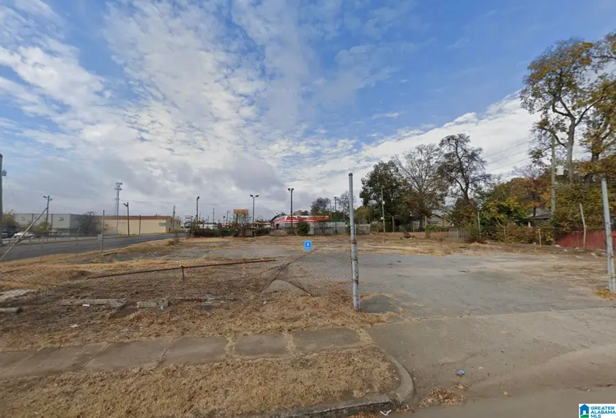 700 3RD AVENUE W, Birmingham, AL 35204 - Image #2