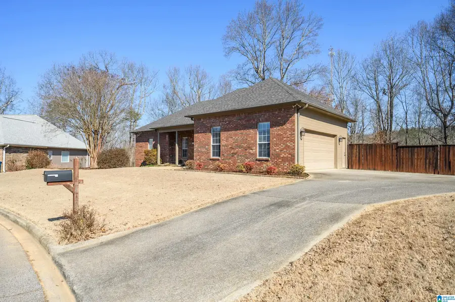 6405 WILLOW RIDGE CIRCLE, Gardendale, AL 35071 - #3