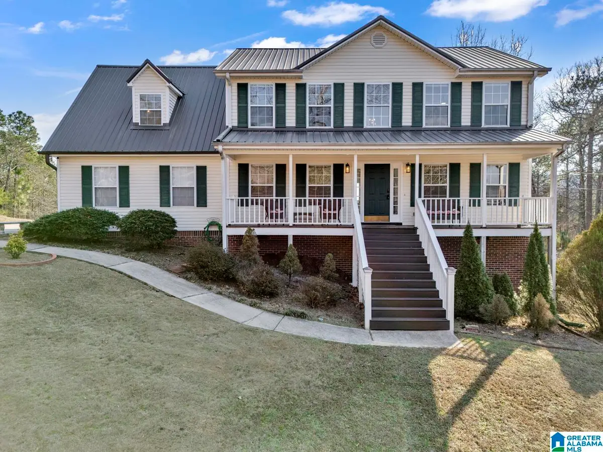 1002 LONG LEAF TRAIL, Warrior, AL 35180 - Image #1