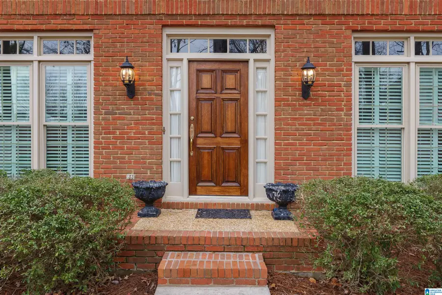 1139 LAKE FOREST CIRCLE, Hoover, AL 35244 - #2