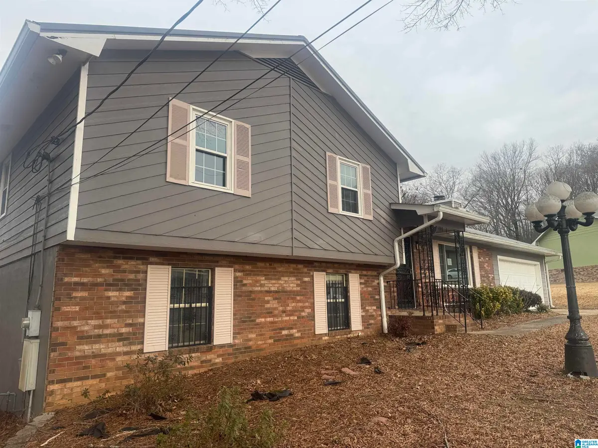 2202 SOUTHLAND DRIVE, Anniston, AL 36201 - #1