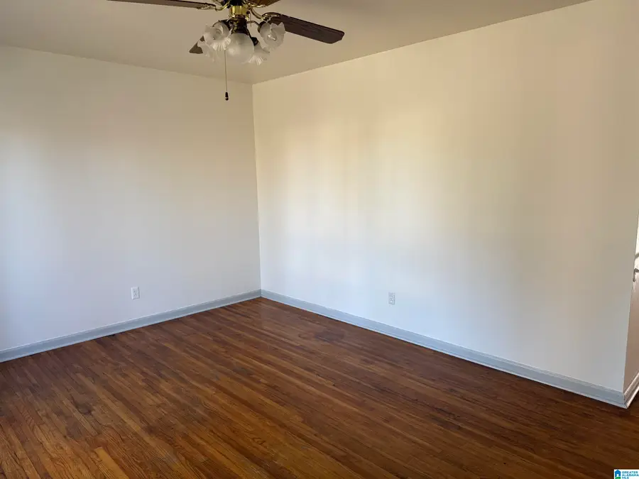 920 39TH STREET, Birmingham, AL 35218 - Image #2