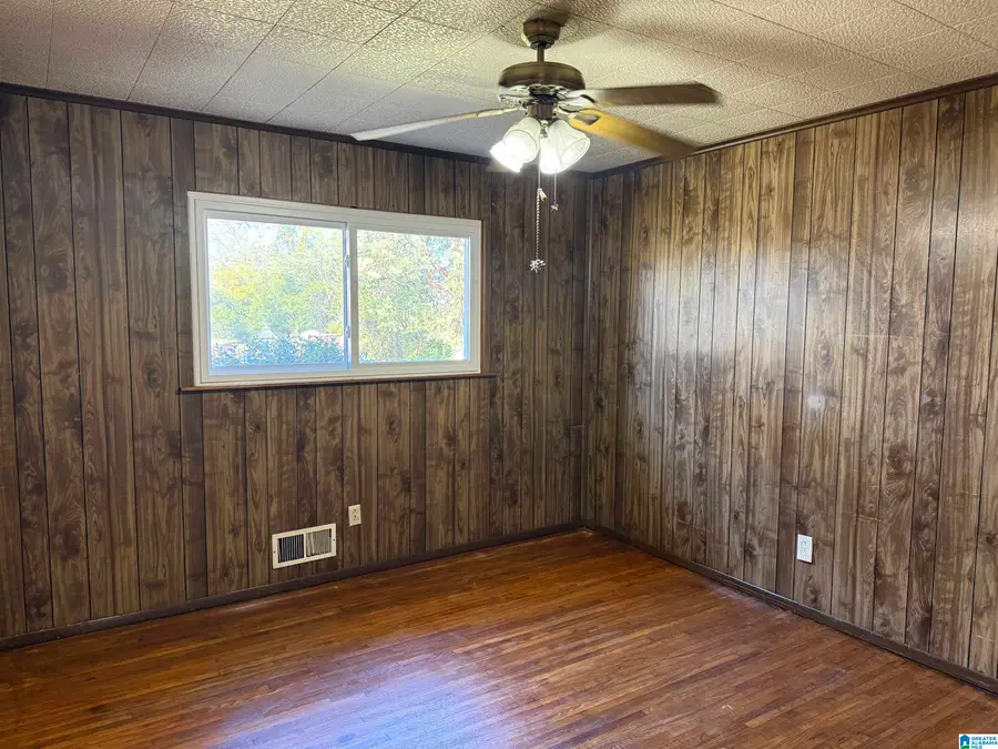 920 39TH STREET, Birmingham, AL 35218 - Image #3