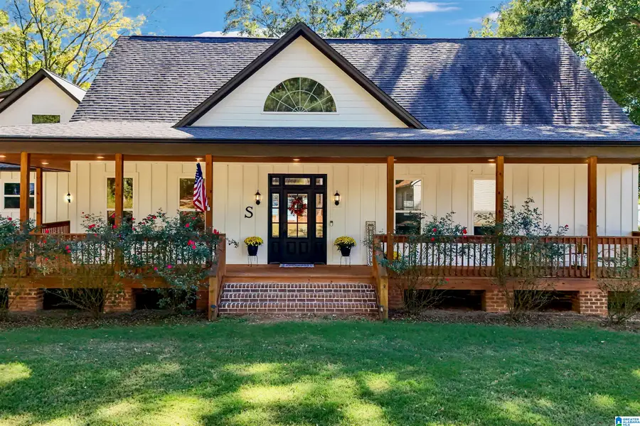 555 MOUNTAIN VIEW DRIVE, Wilsonville, AL 35186 - #2