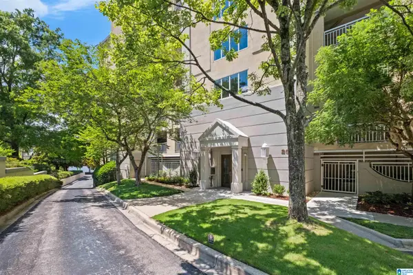 2600 ARLINGTON AVENUE S, Birmingham, AL 35205