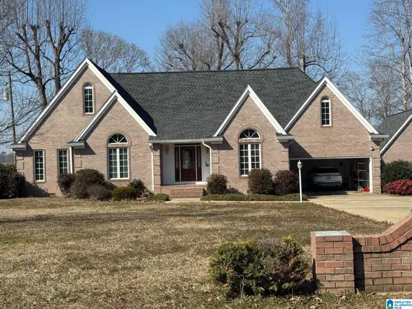 370 JAKE DRIVE, Sylacauga, AL 35151