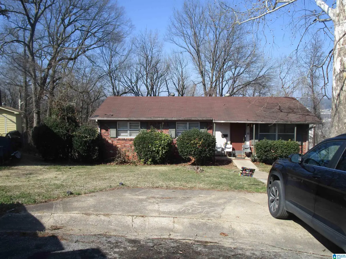 1812 DAMON CIRCLE, Tarrant, AL 35217 - #1