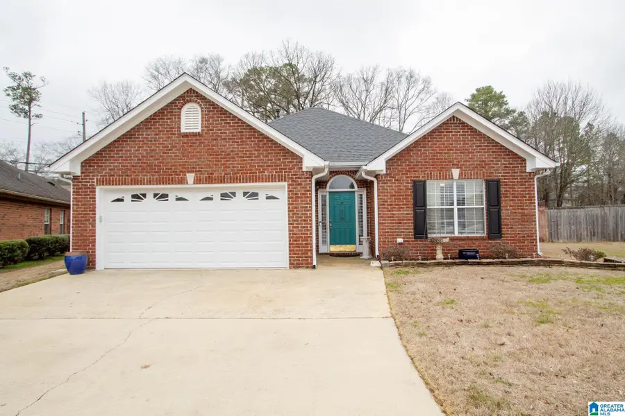 170 HICKORY POINT DRIVE, Helena, AL 35080 - Image #2