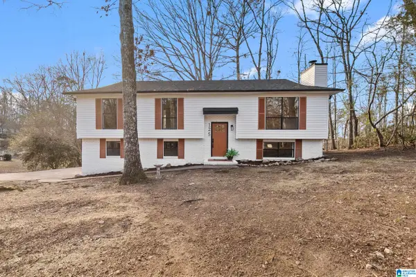 125 MOUNTAIN PARKWAY, Maylene, AL 35114