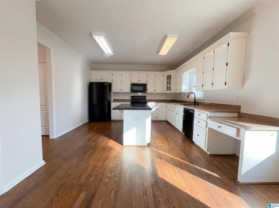 2020 CROSSCREST DRIVE, Hoover, AL 35244 - Image #2