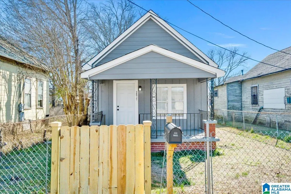 2817 AVENUE C, Birmingham, AL 35218 - Image #1