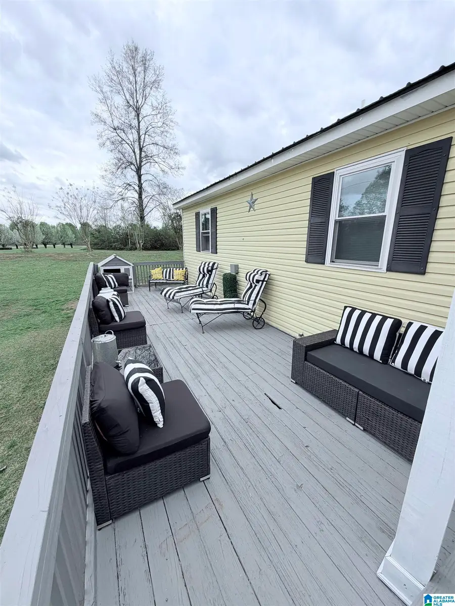 404 COUNTY ROAD 219, Jemison, AL 35085 - #3